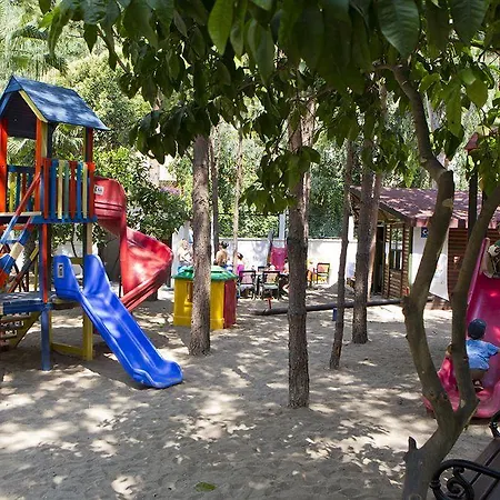 Larissa Club Ośrodek wypoczynkowy 4*