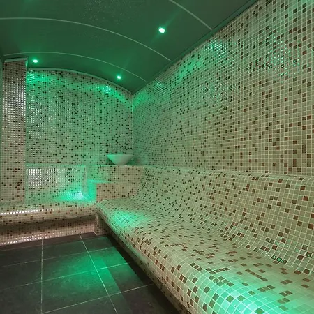 Larissa Club منتجع 4*